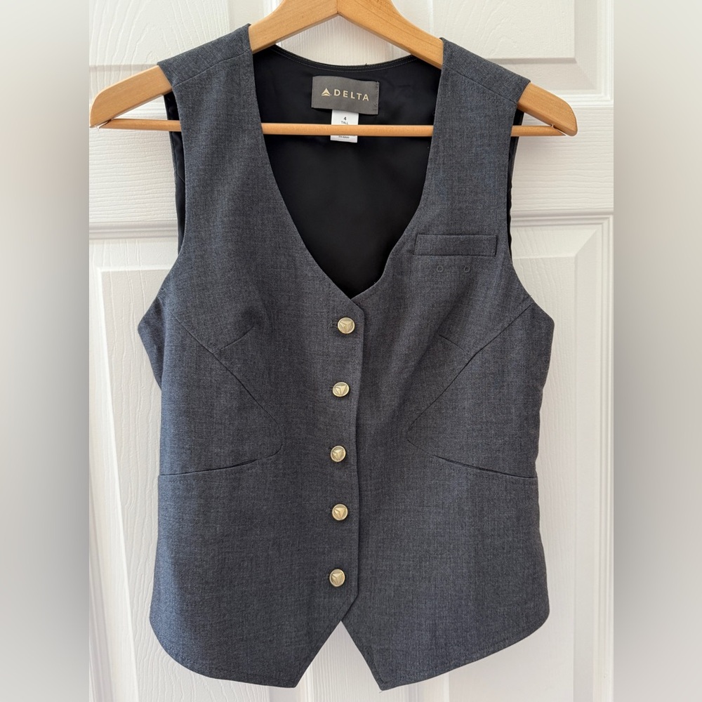 NEW* Delta Airlines 🛫 Gray Uniform Vest Ladies Size 4 Tall NWOT
